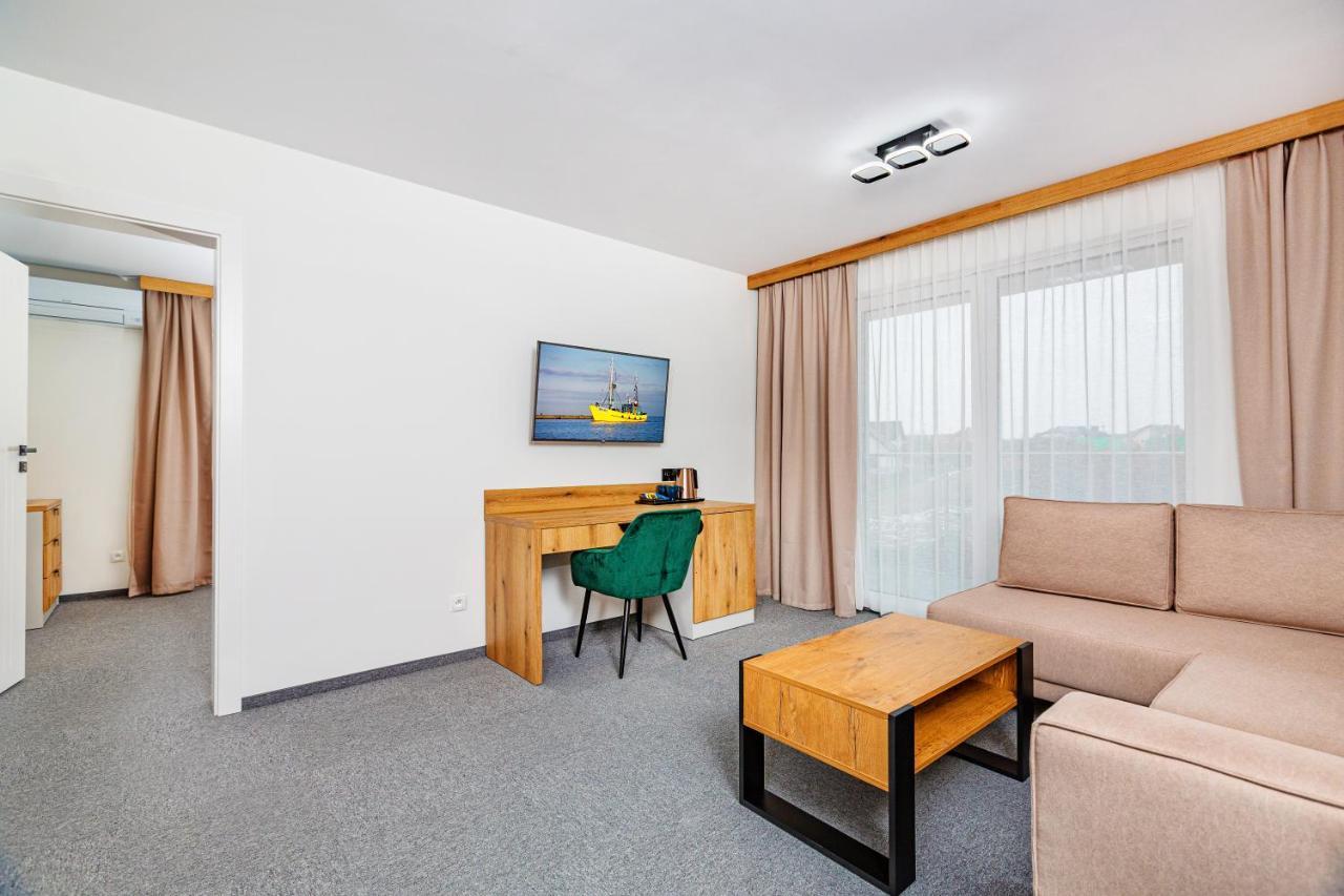 Władysławowo Kashubian Resort מראה חיצוני תמונה